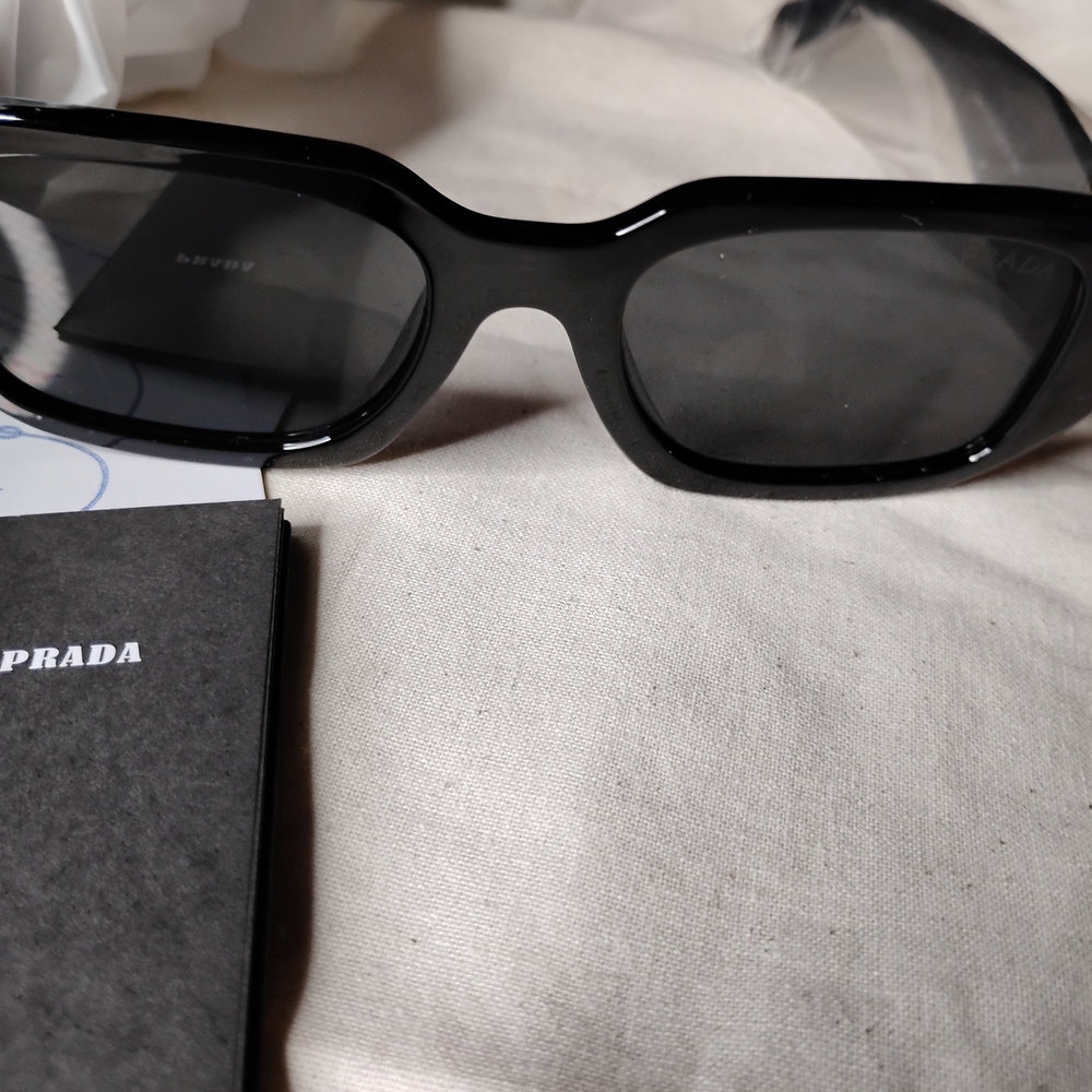 Prada Black Oversized Rectangular Sunglasses - image 1